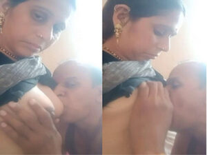 Sexy Indian Wife Boobs Sucking